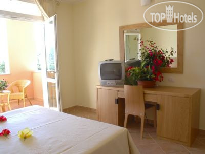 Новые добавленные фото туристов Roccaruja 4*