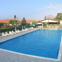 Calanica Resort 