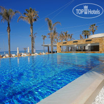 Infinity Pool в Alexander The Great Beach Hotel 4*