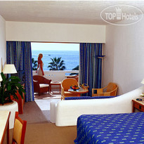 Coral Beach Hotel & Resort Executive Junior Suite