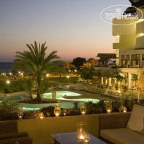 Constantinou Bros Athena Royal Beach Hotel 