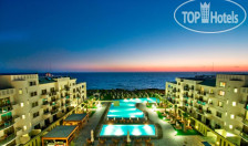 Capital Coast Resort & Spa 4*