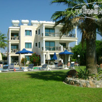 Rododafni Beach Apartments & Villas 