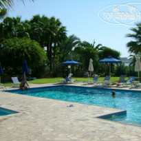 Rododafni Beach Apartments & Villas 