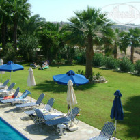 Rododafni Beach Apartments & Villas 