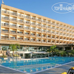 Crowne Plaza Limassol 4*