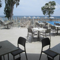 Crusader Beach Veranda and pool