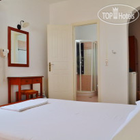 Paschalis Hotel Apartments 