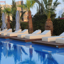 Nestor Luxury Sun Loungers