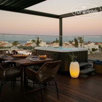 Chris Le Mare Gold Luxury Villa 