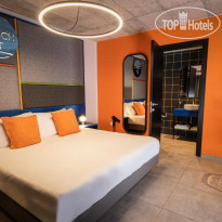 IKYK Hotel- IK Collection