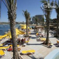 Sunny Coast Resort & Spa 