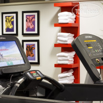 Holiday Inn Amsterdam Stay in shape at out well-appo