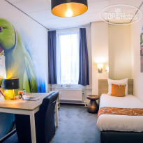 Amsterdam Teleport Hotel 