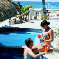 Club Raro Resort 