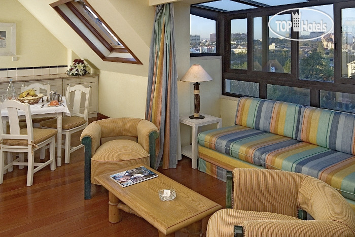 Hotelier's photos Real Residencia Suites Hotel 4*