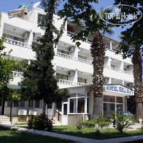 Selina Hotel Отель