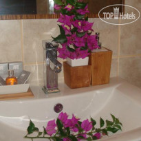 Art Suites Hotel 
