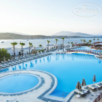 ГЛАВНЫЙ ОТКРЫТЫЙ БАССЕЙН в Selectum Colours Bodrum 5*