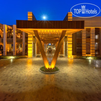 Caresse a Luxury Collection Resort & Spa 