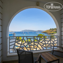 Azka Sea view room