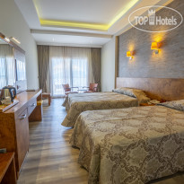 Azka Delux Sea View Room