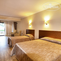 Azka Deluxe Garden Room