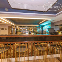 Skalion Hotel Lobby Bar