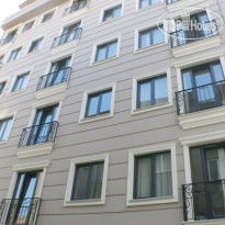 Holas Apartments 
