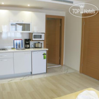 Holas Apartments 