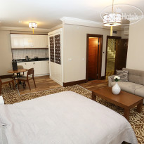K Suites Hotel