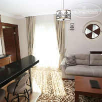 K Suites Hotel