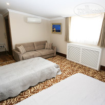 K Suites Hotel