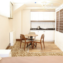 K Suites Hotel