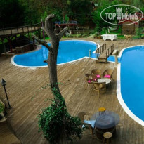 Paradise Hotel 
