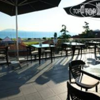 Island House Hotel 