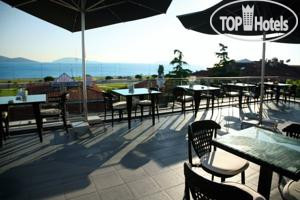 Island House Hotel