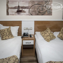 Lal Hotel 