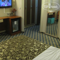City Hotel 