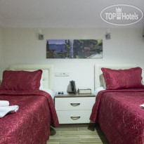 Zendy Suite Hotel