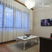 Zendy Suite Hotel