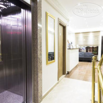 Zendy Suite Hotel