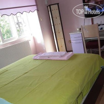 The Little House Hostel