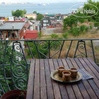 Rota 2nd Floor Guesthouse 