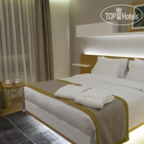 The Leos Residence Hotel 