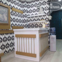 La Pazza Suites 