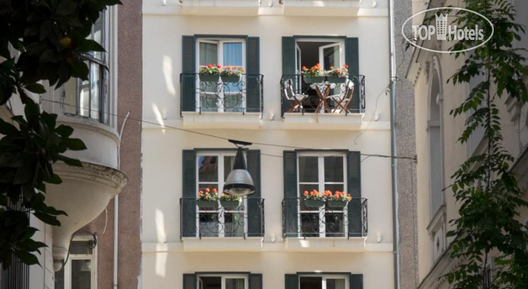 Pera Neuf Hotel