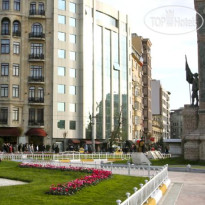 Ten Rooms Istanbul Hotel