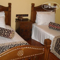 ST Hill Family Suites Hotel 