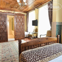 ST Hill Family Suites Hotel